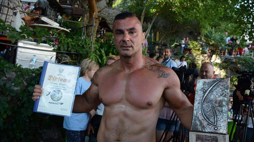 Nakon 20 godina mostarska lasta Lorens Listo najavio da se povlači